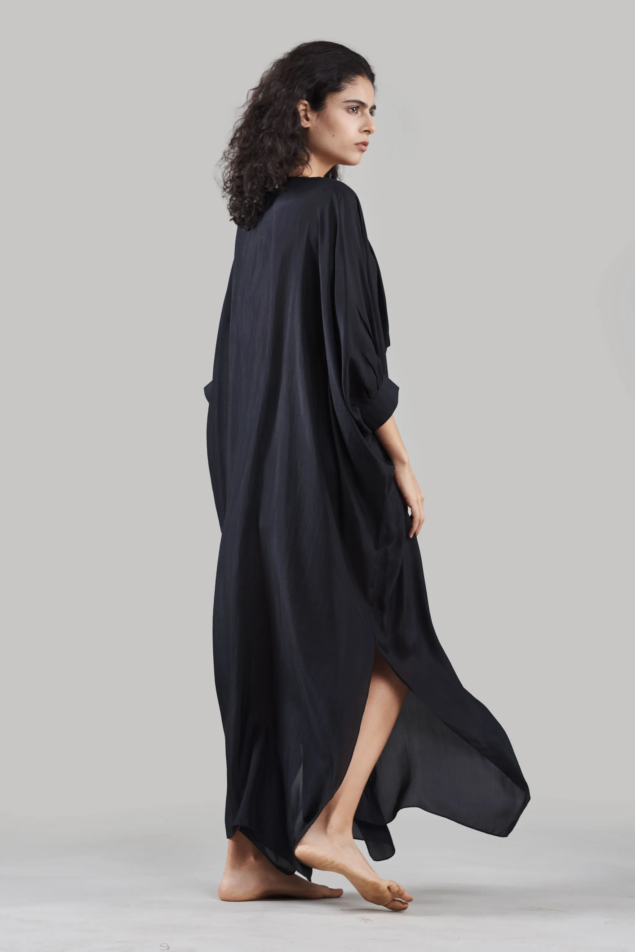 Summer Kaftan Co-Ord Silk Black/White/Plum/Nude/Clay-Fashion Edit Sahaja Vana-Ituvana-01