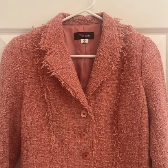 Teri Jon Rickie Freeman Boucle jacket-coral/orange with fringe Size 8