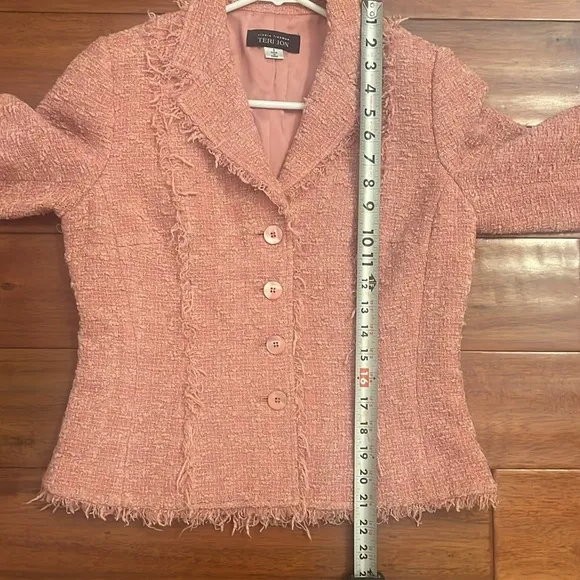 Teri Jon Rickie Freeman Boucle jacket-coral/orange with fringe Size 8