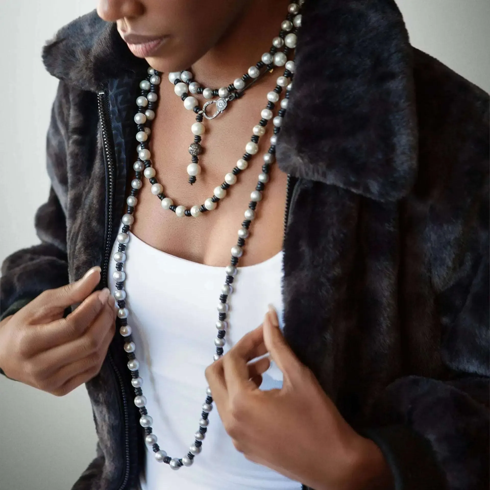 The Classic Knotted Pearl and Leather Necklace