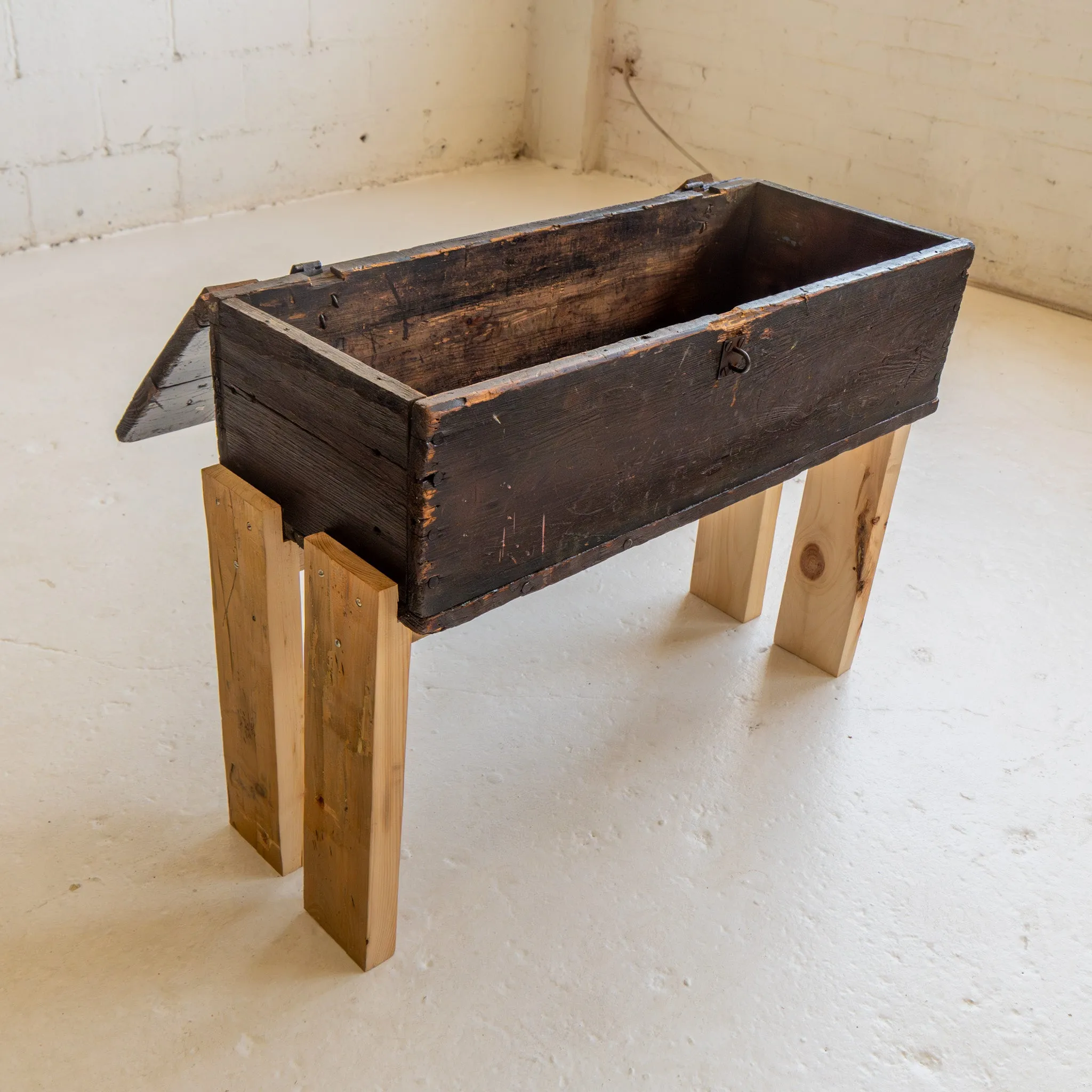 Vintage Chest Accent Table
