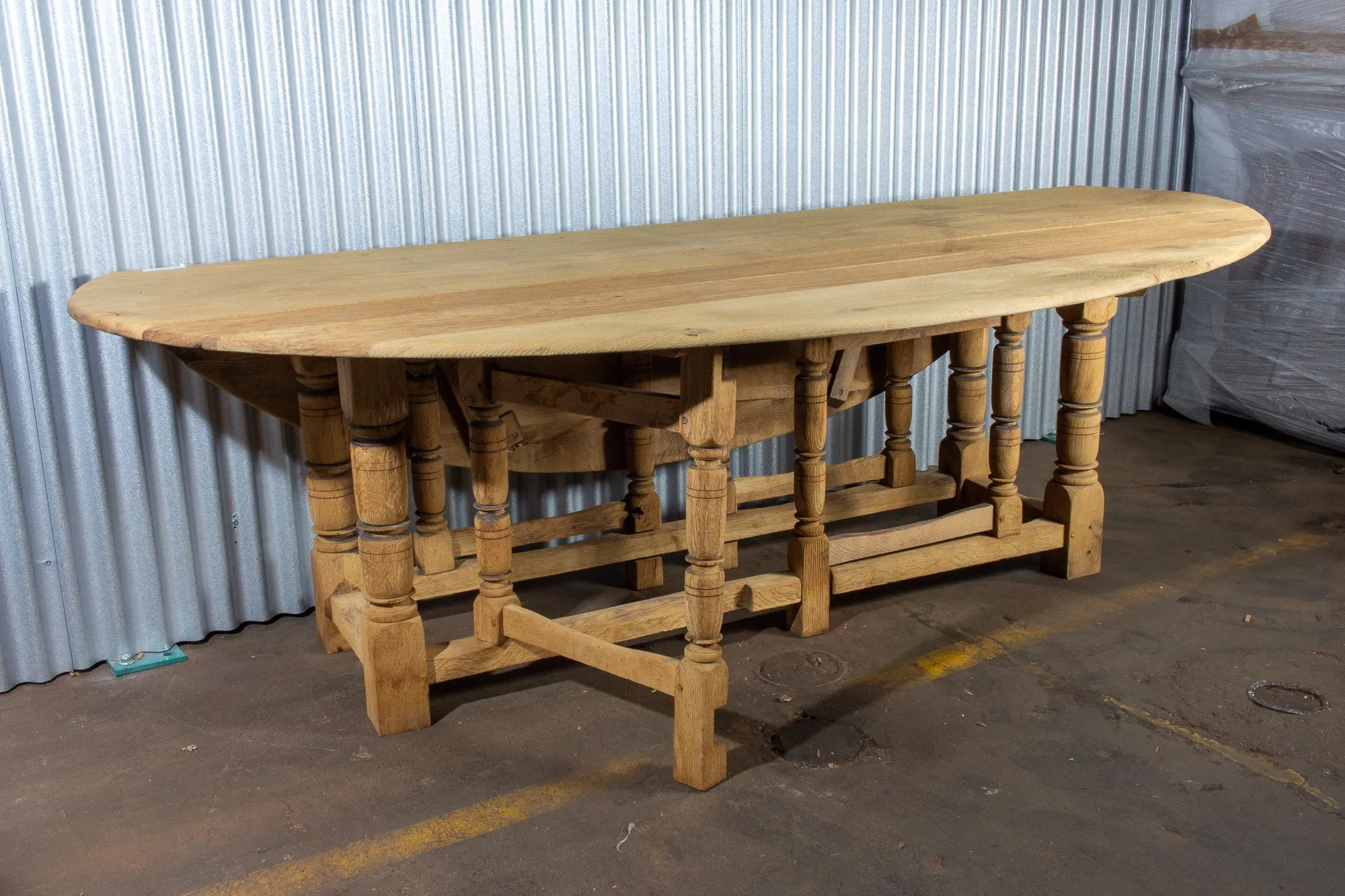 Vintage French Oak Gate Leg Drop-Leaf Table