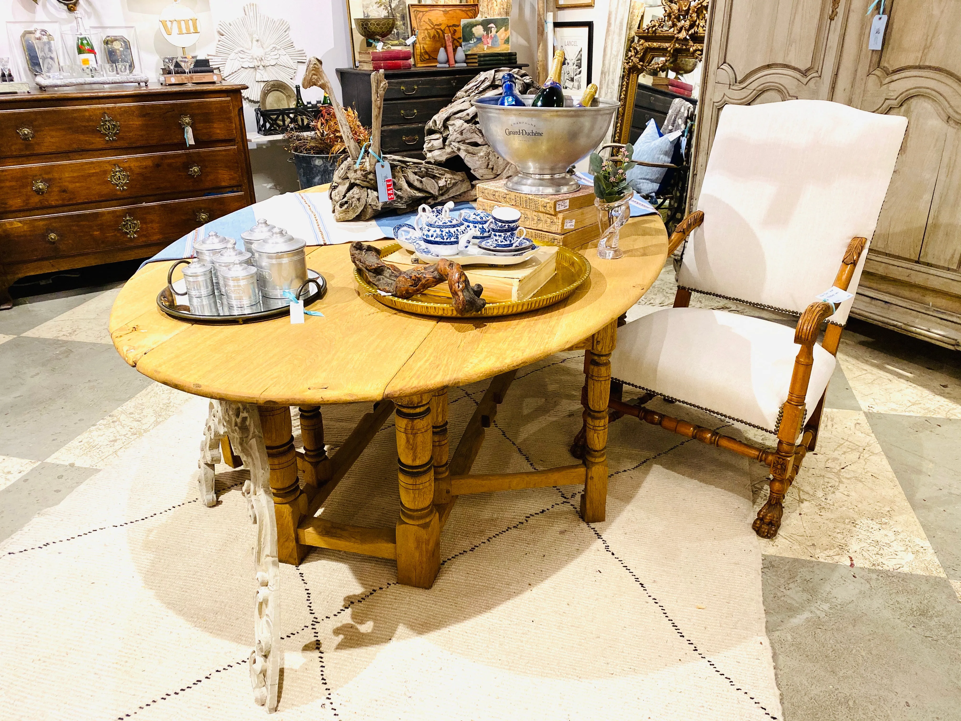 Vintage French Oak Gate Leg Drop-Leaf Table