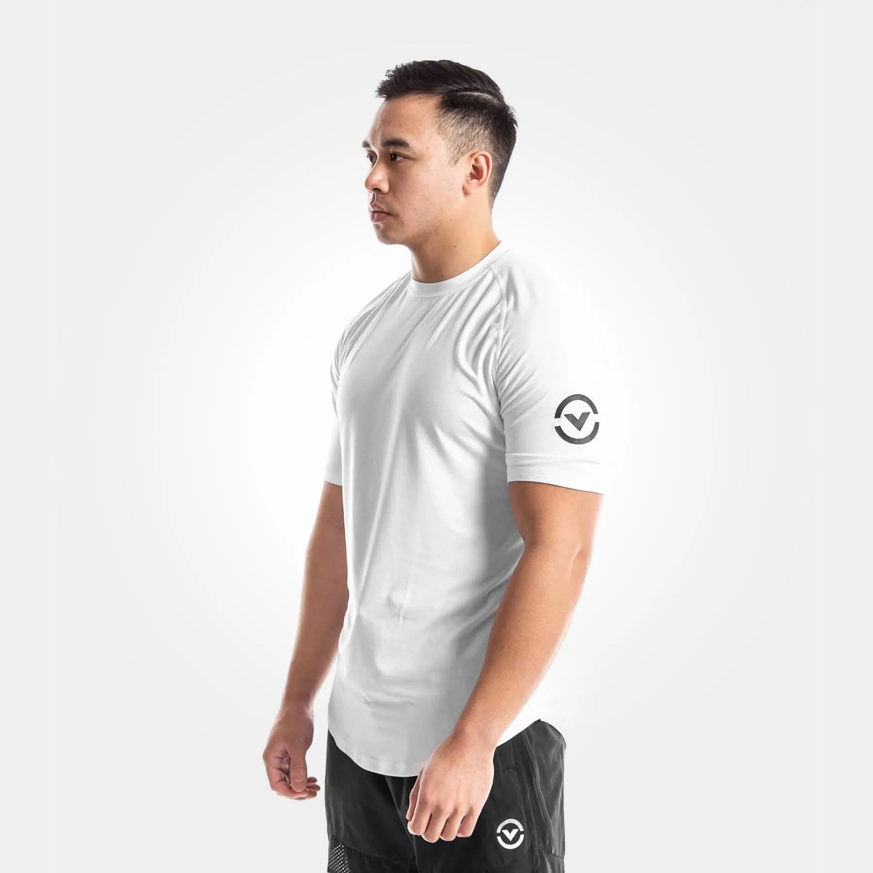 VIRUS - Coaches Scoop Short Sleeve