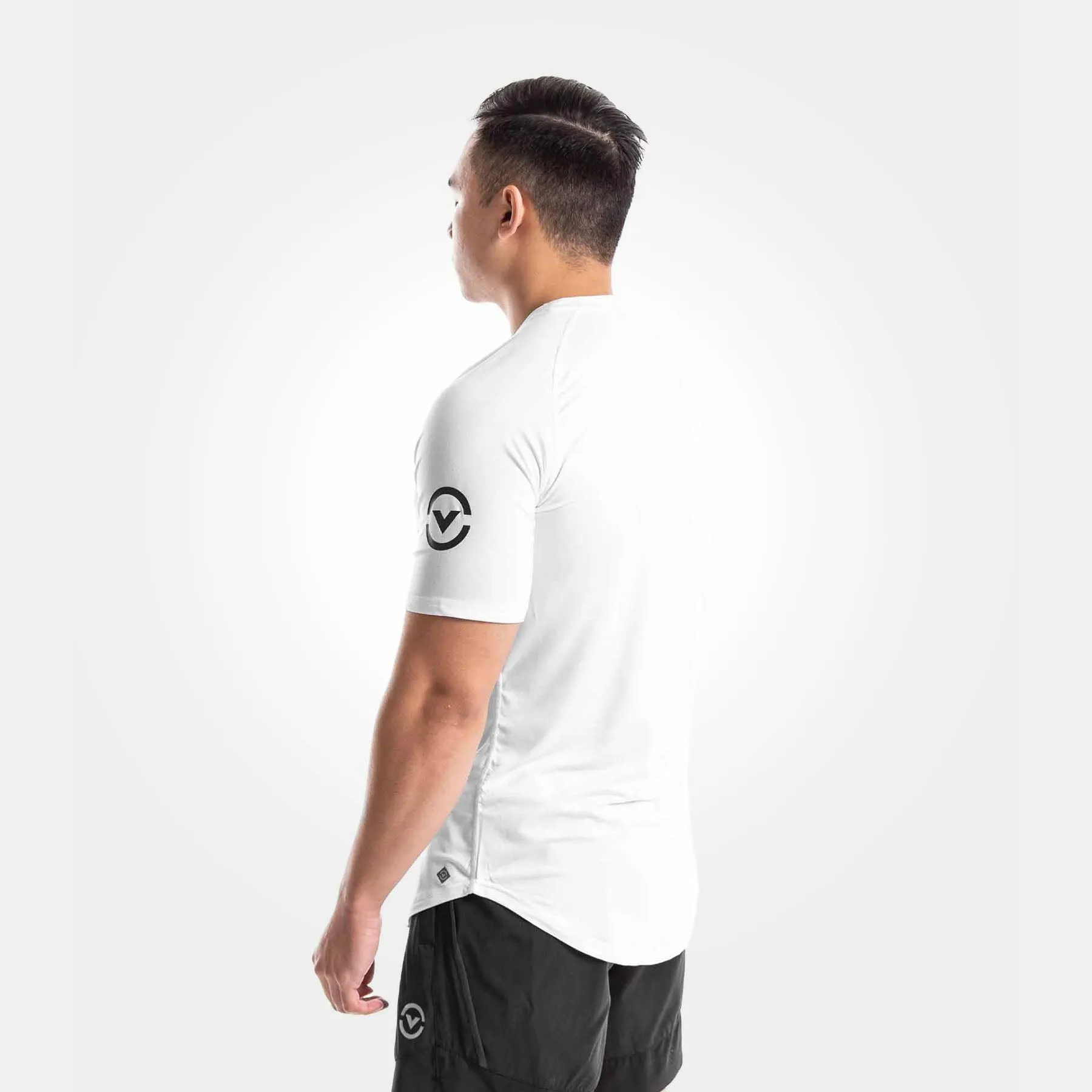 VIRUS - Coaches Scoop Short Sleeve