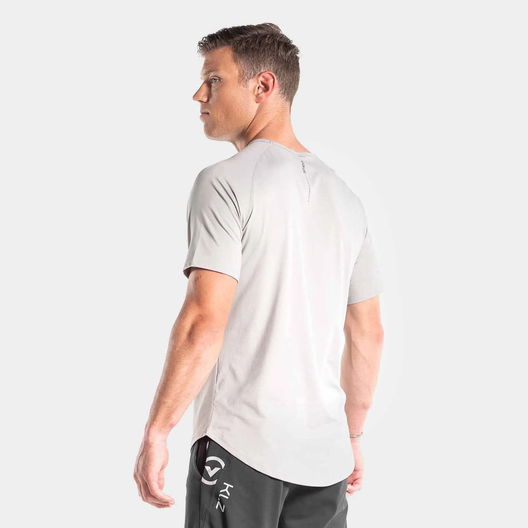 VIRUS - Scoop Short Sleeve